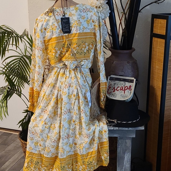 NEW SUMMER BO HO MULTI XS  MAXI DRESS LOMG SLEEVES - Picture 14 of 16